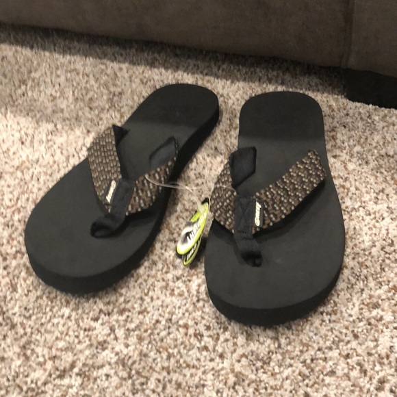 reef squishy flip flops